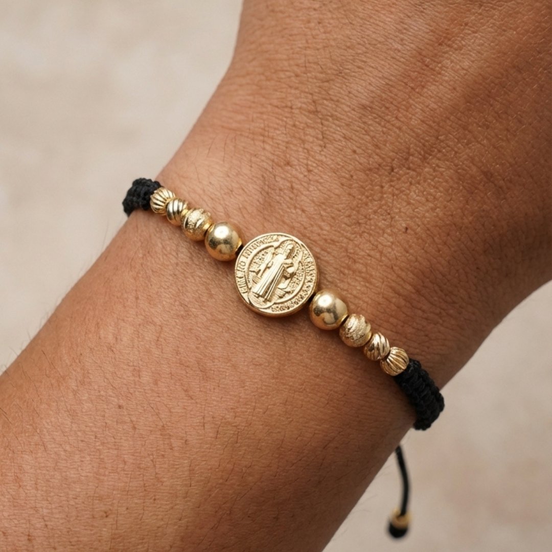 Pulsera San Benito Multi Balín en oro laminado